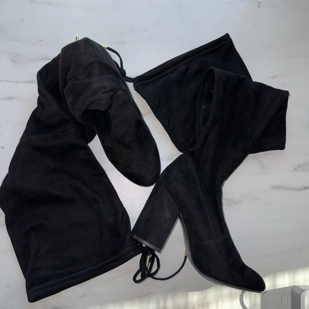Lookalike Over The Knee Black Suede Leather Heeled Boots size 5.5 EUC - Picture 3 of 6